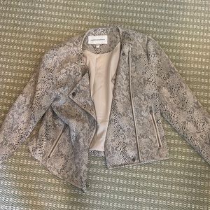 Cute jacket!